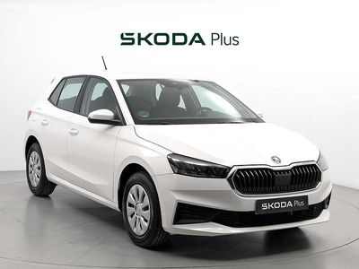 Blanco Usado 2022 Skoda Fabia Active Utilitario | 13.990 € (Precio justo)