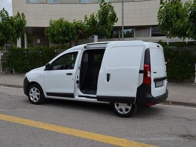 Usado Dacia Dokker Essentiel 109 CV (80 kW) 2020 Monovolumen