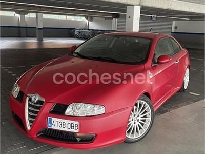 Usado Alfa Romeo GT Distinctive 165 CV (121 kW) 2004 Rojo Coupe