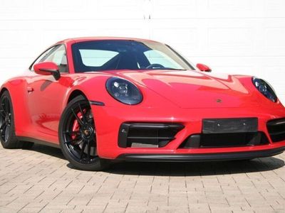 Rojo Usado 2022 Porsche 992 Coupe | 139.990 €