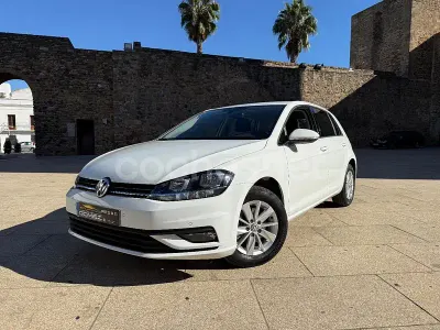 Usado VW Golf VII Edition 115 CV (84 kW) 2020 Blanco Berlina
