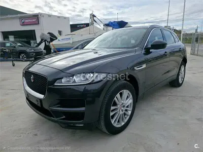 Usado Jaguar F-Pace Portfolio 180 CV (132 kW) 2017 Gris / plata SUV
