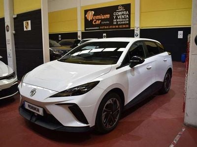 Blanco Usado 2023 MG MG4 EV Comfort Utilitario | 20.490 € (Buen precio)