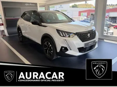 Begagnad Peugeot 2008 GT 130 HK (95 kW) 2021 Vit SUV
