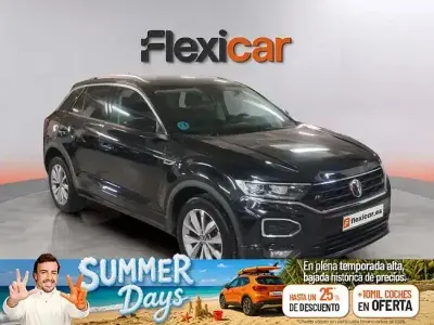 Usado VW T-Roc Advance 110 CV (80 kW) 2022 Negro SUV
