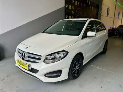 Usado Mercedes B220 177 CV (130 kW) 2017 Blanco Monovolumen