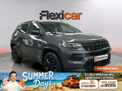 Usado Jeep Compass Night Eagle 130 CV (95 kW) 2022 Gris SUV