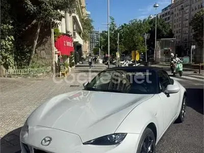 Usado Mazda MX5 Luxury 160 CV (117 kW) 2016 Gris / plata Descapotable