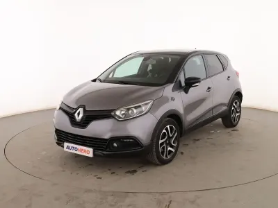 Usado Renault Captur Intens 90 CV (66 kW) 2015 Gris SUV