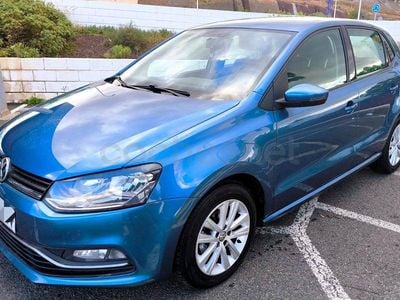 Usado VW Polo Advance 90 CV (66 kW) 2017 Azul Berlina