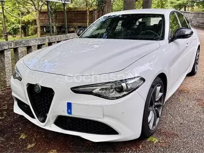 Usado Alfa Romeo Giulia Super 150 CV (110 kW) 2017 Blanco Berlina