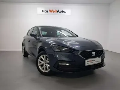 Usado Seat Leon Style 116 CV (85 kW) 2025 Gris Utilitario