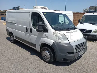 Usado Fiat Ducato 33 100 CV (73 kW) 2008 Blanco Van