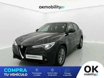 Usado Alfa Romeo Stelvio Super 160 CV (117 kW) 2022 Negro SUV