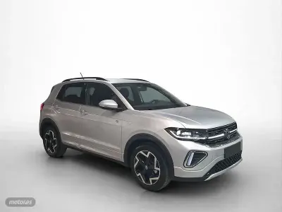 Usado VW T-Cross R-line 115 CV (84 kW) 2025 Plateado SUV