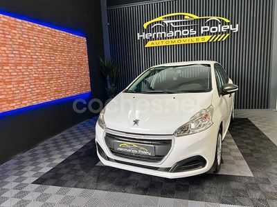 Usado Peugeot 208 Access 75 CV (55 kW) 2016 Blanco Utilitario