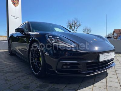 Porsche Panamera 4