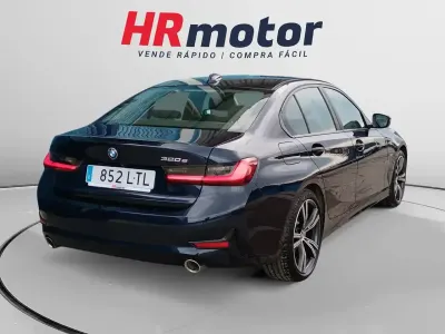 Usado BMW 320e 204 CV (150 kW) 2021 Azul Berlina