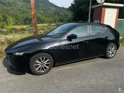 Usado Mazda 3 122 CV (89 kW) 2019 Negro Berlina