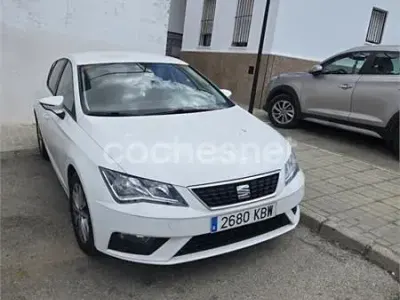 Usado Seat Leon Style 115 CV (84 kW) 2017 Blanco Berlina