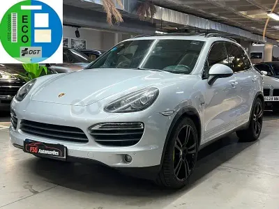 Usado Porsche Cayenne S E-Hybrid 416 CV (305 kW) 2014 Gris / plata SUV