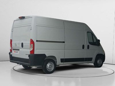 Usado Opel Movano 140 CV (102 kW) 2023 Blanco Berlina