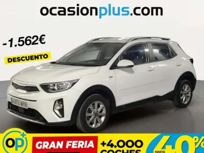 Usado Kia Stonic 79 CV (58 kW) 2025 Blanco SUV
