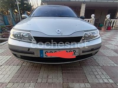 Gris / plata Usado 2002 Renault Laguna GrandTour Dynamique Familiar | 1900 €