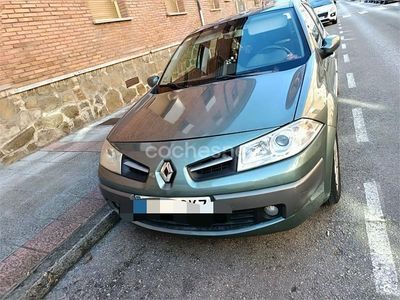 Verde Usado 2008 Renault Mégane II Dynamique Berlina | 3500 € (Precio justo)