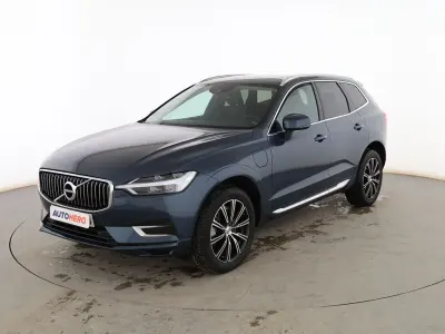 Käytetty Volvo XC60 Inscription 392 HP (288 kW) 2020 Sininen Katumaasturi