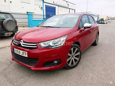 Usado Citroën C4 Feel 99 CV (72 kW) 2015 Rojo Berlina