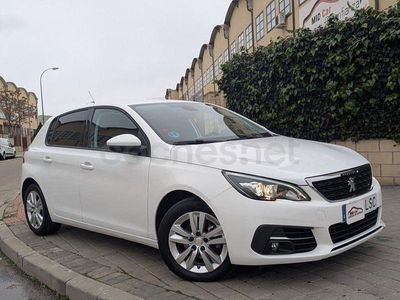 Usado Peugeot 308 Allure 131 CV (96 kW) 2021 Blanco Berlina