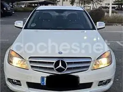 Usado Mercedes C200 Avantgarde 122 CV (89 kW) 2008 Blanco Berlina