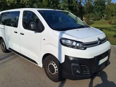 Käytetty Citroën Jumpy Comfort 120 HP (88 kW) 2021 Valkoinen Tila-auto