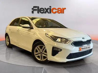 Usado Kia Ceed 101 CV (74 kW) 2020 Blanco Utilitario