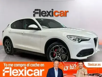 Usado Alfa Romeo Stelvio Veloce 210 CV (154 kW) 2020 Blanco SUV