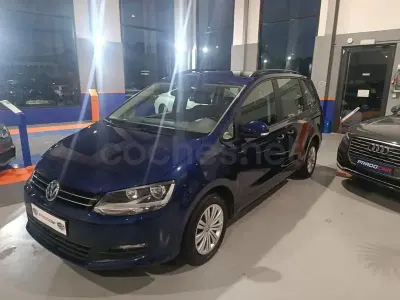 Usado VW Sharan Advance 150 CV (110 kW) 2018 Azul Monovolumen