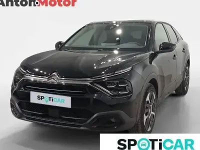 Usado Citroën C4 Feel 100 CV (73 kW) 2023 Negro SUV