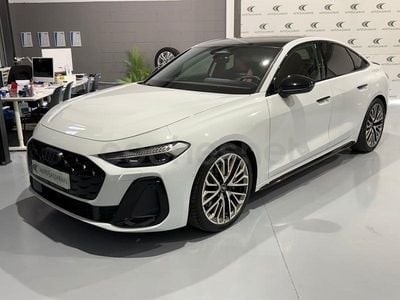 Usado Audi A5 Exclusive 367 CV (269 kW) 2024 Blanco Berlina