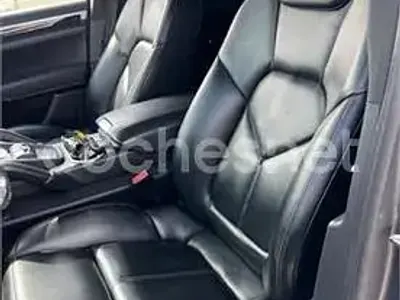 Usado Porsche Cayenne 240 CV (176 kW) 2011 Negro SUV