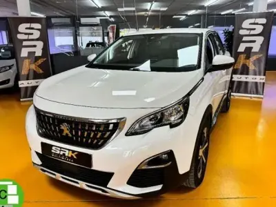 Usado Peugeot 3008 Allure 130 CV (95 kW) 2018 SUV