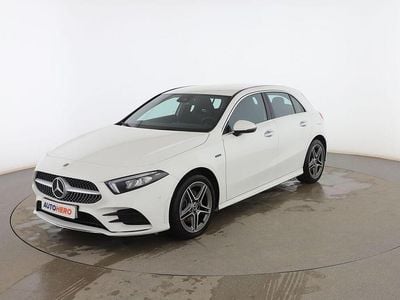 Blanco Usado 2020 Mercedes A250 AMG line Utilitario | 27.599 € (Precio justo)