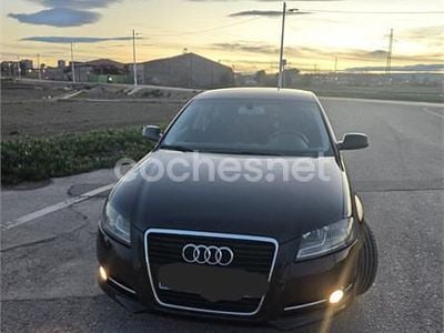 Usado Audi A3 Ambiente 105 CV (77 kW) 2012 Negro Utilitario