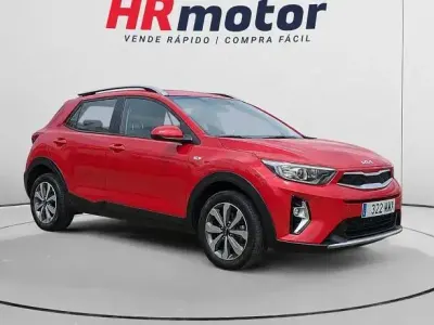 Usado Kia Stonic 100 CV (73 kW) 2024 SUV