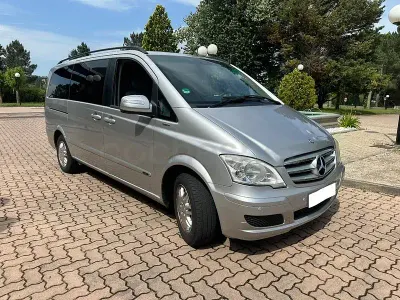 Usado Mercedes Viano 163 CV (119 kW) 2011 Gris / plata Monovolumen