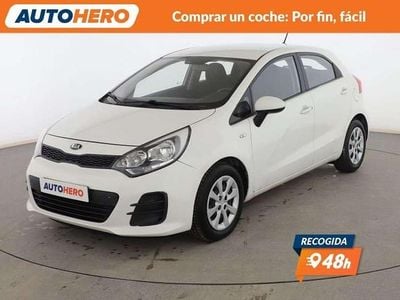 Blanco Usado 2015 Kia Rio Utilitario | 7499 € (Precio justo)