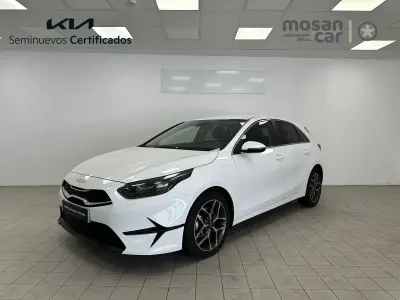 Nuevo Kia Ceed 140 CV (102 kW) 2025 Blanco Utilitario