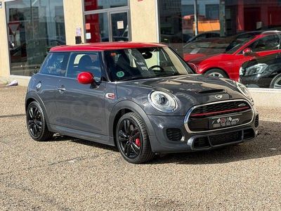 Usado Mini John Cooper Works 231 CV (169 kW) 2017 Gris / plata Utilitario