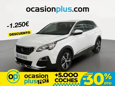 Usado Peugeot 3008 Allure 130 CV (95 kW) 2018 Blanco SUV