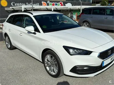 Usado Seat Leon Style 115 CV (84 kW) 2024 Blanco Familiar